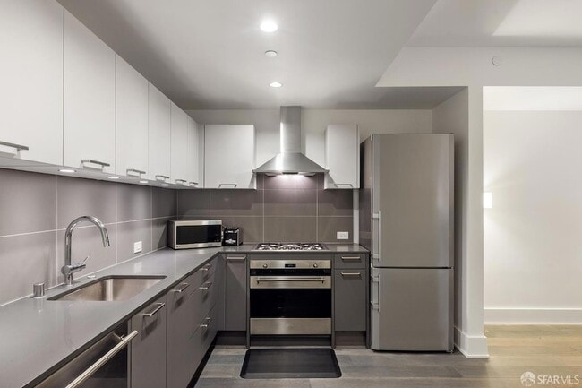 Photo - 1075 Market St Unit 212