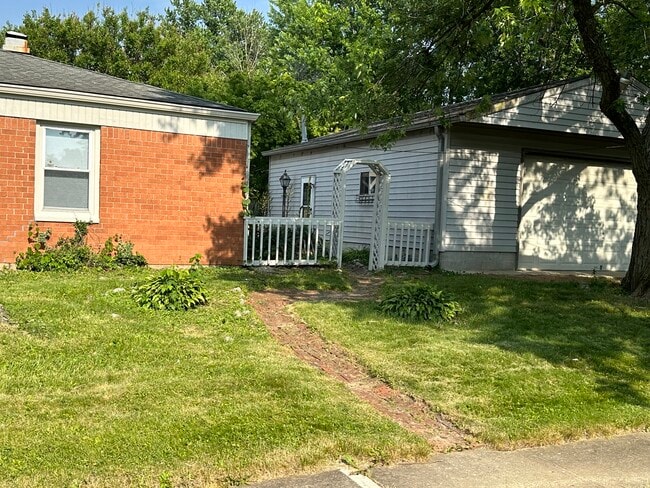 Photo - 8101 Shibler Dr