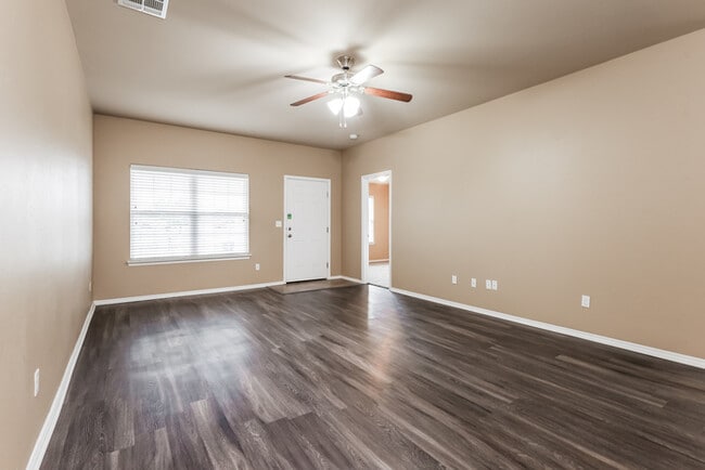 Photo - 11813 NW 131st St