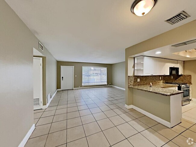 Building Photo - 1621 NE 56th St Rental
