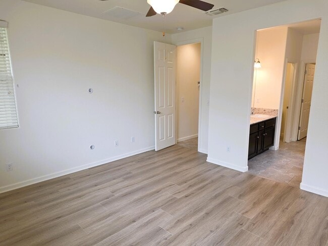 Photo - 3421 Del Monte Ave