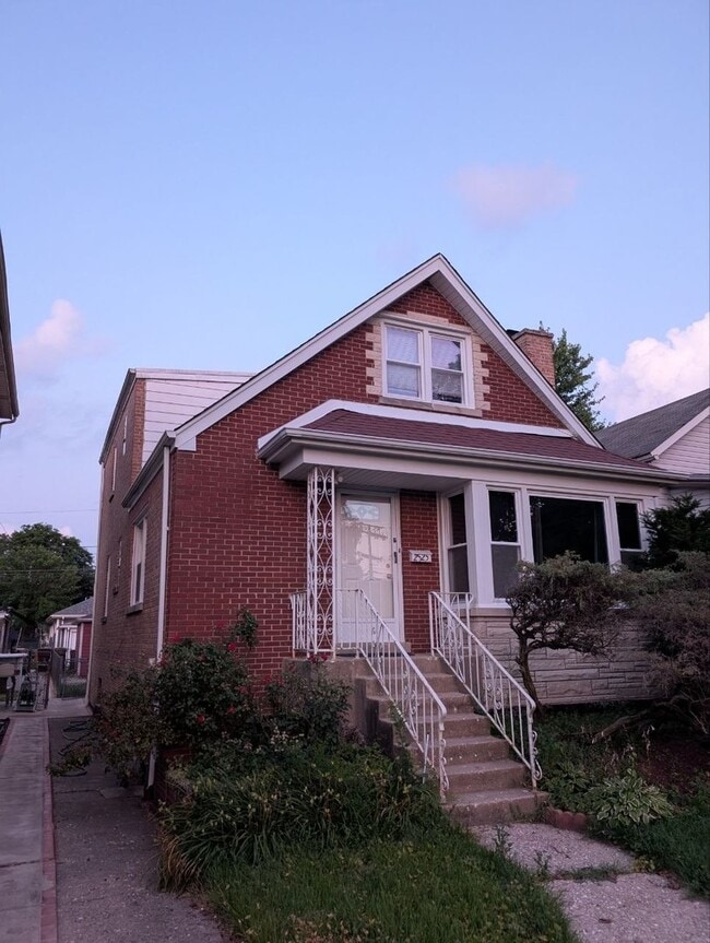 Building Photo - 2525 Westover Ave