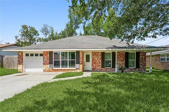 Building Photo - 620 Markham Dr