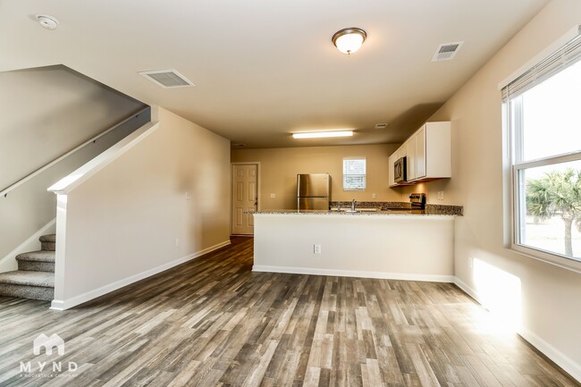 Photo - 25 Bay Breeze Ln