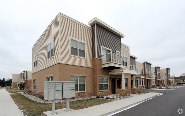 Photo - Grand View Townhomes