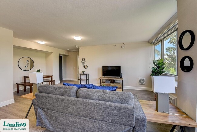 Photo - 305 Dr. M.L.K. Jr St S Unidad 222.1403557