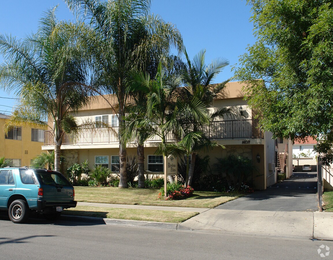 Rondeau palms - Rondeau palms