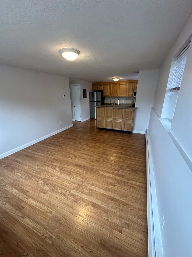 Photo - 270 Main St Unit 2