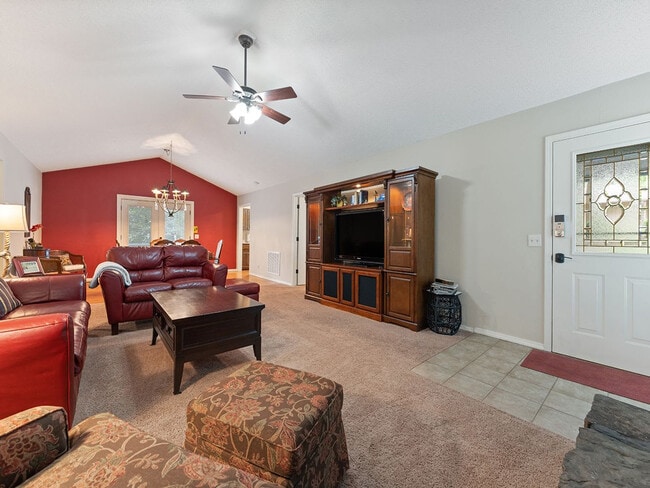 42 Basildon Cir Unit SI ID1621842P