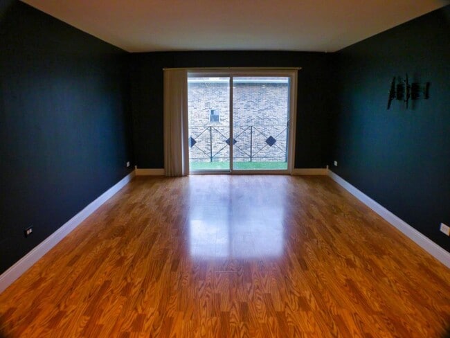 Photo - 10308 Circle Dr