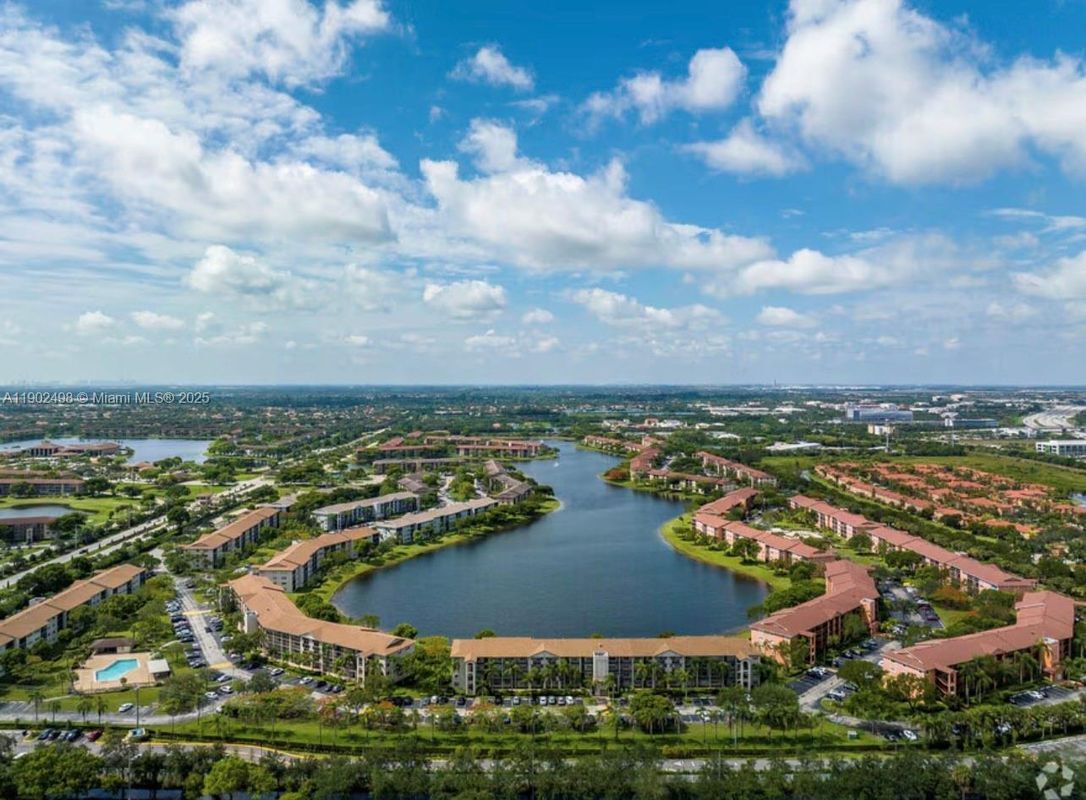 Photo - 101 SW 132nd Way