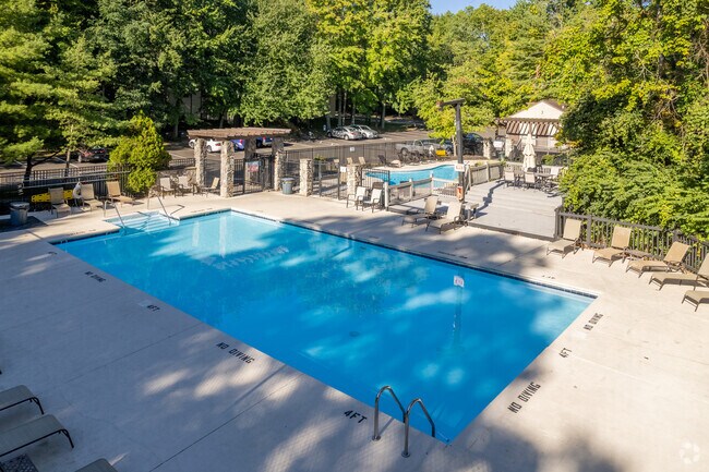 Pool - Brandychase Apartments