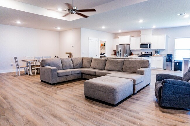 Photo - 1109 Shoal River Dr