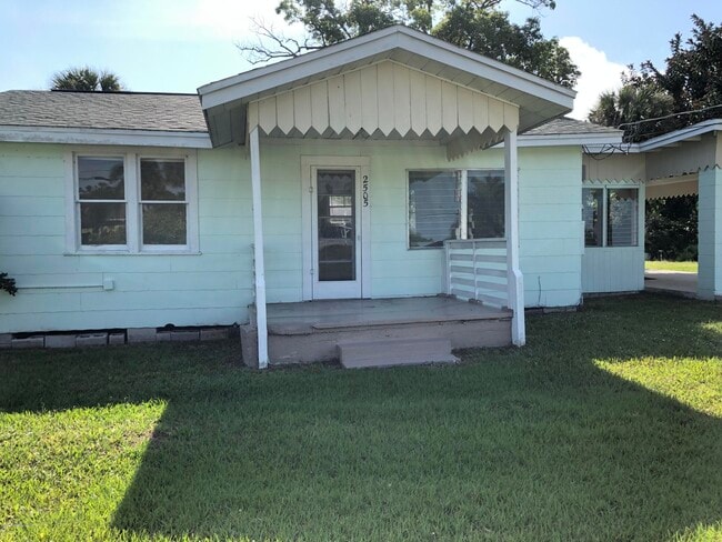 Building Photo - 2505 Dairy Rd