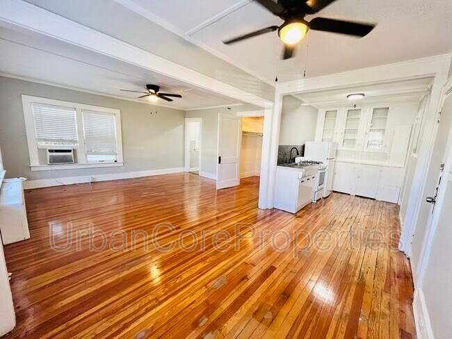 Photo - 236 10th Ave NE Unit #1