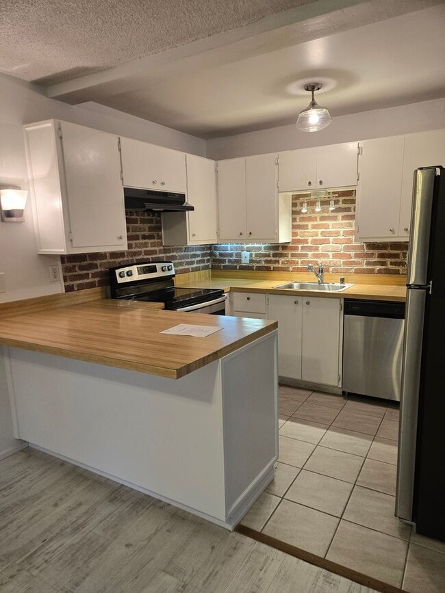 Photo - 1 MONTH FREE. Easy Living Starts Here – Be... Unit E1