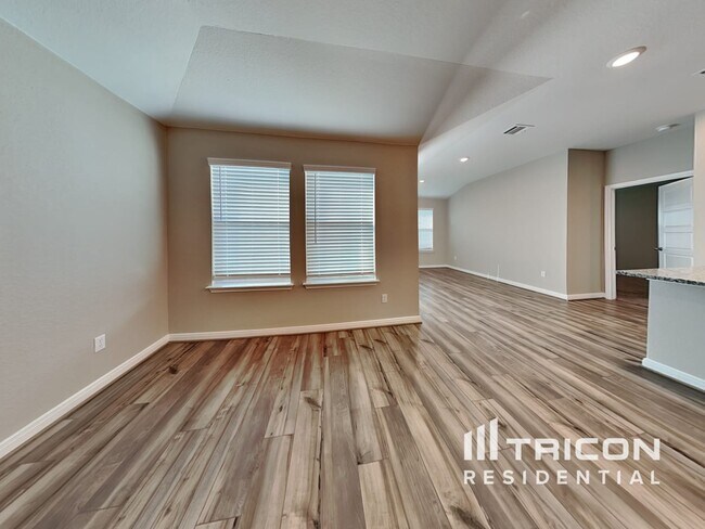 Photo - 13674 Paxton Blvd