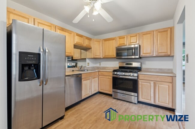 Photo - 9022 Samoset Rd House