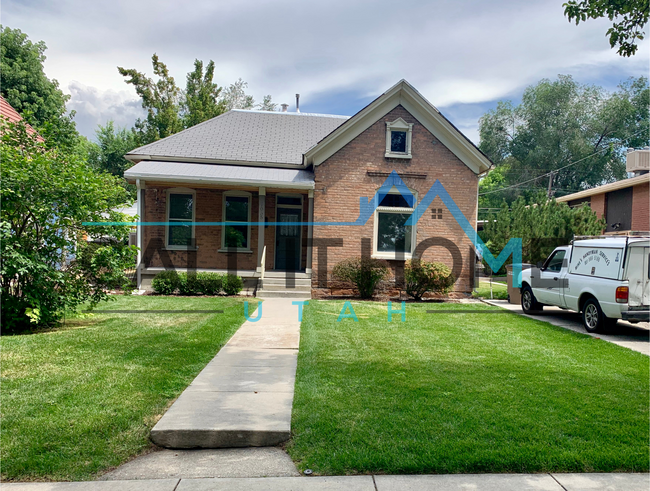 Photo - 1035 S 800 E House