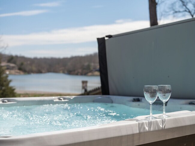 Photo - 30 Rutland Dr Unit ID1241311P