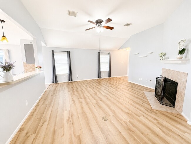 Photo - 15842 Little Miss Creek Dr