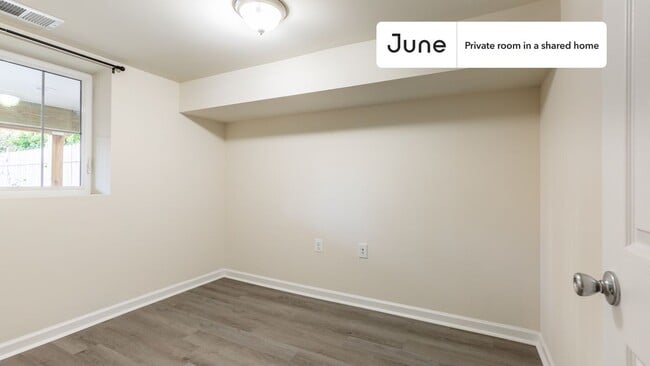 Photo - Room in Shared 4 bed/3.5 bath home Unit D