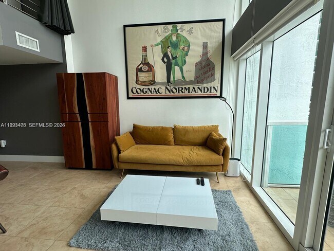 Photo - 41 SE 5th St Unit 903