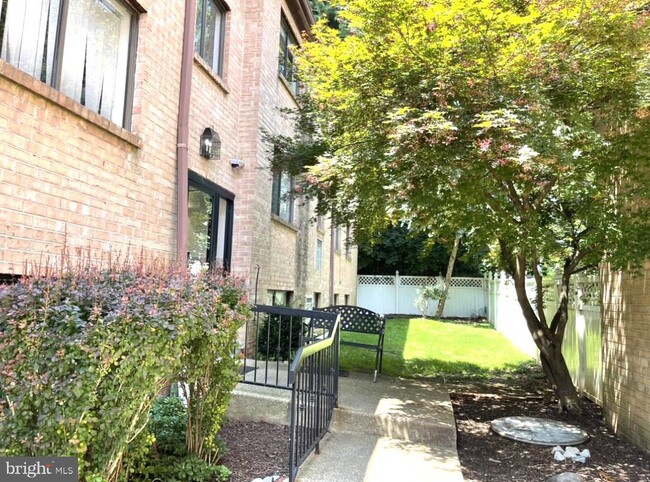 Photo - 60 State Rd Apartment Unit 6