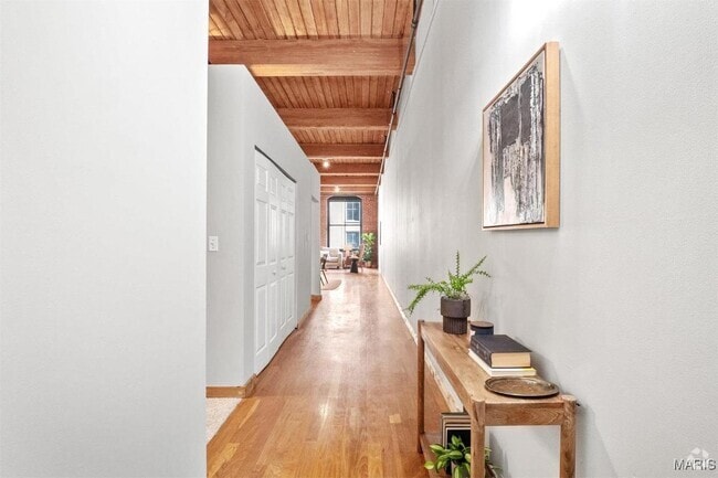 Building Photo - 507 N 13th St Unit 407 Rental