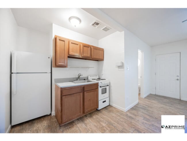 Photo - Experience Stylish Living in this Studio Unit Nestled in the Heart of Central Phoenix!