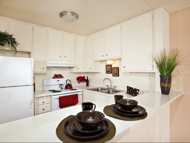 Elan Coco Palms Kitchen