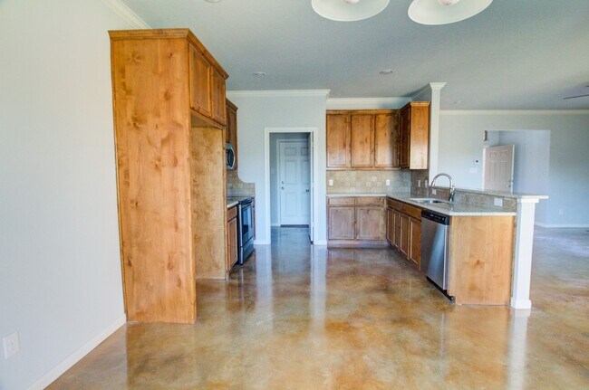 Photo - China Spring 4-Bedroom