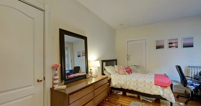 Photo - 1130 Commonwealth Ave