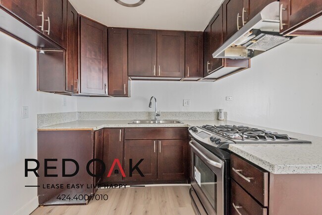 Photo - ~$400 OFF Each Month + 1 Month Free Parkin... Unidad 1