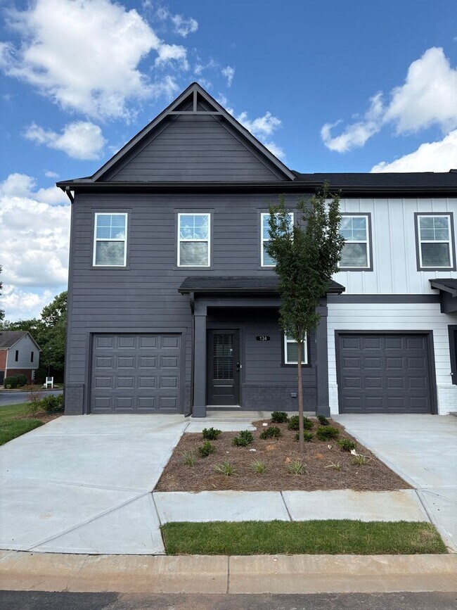 Photo - 134 Lauren St