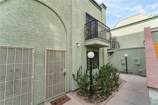 Building Photo - 7084 Burcot Ave Rental