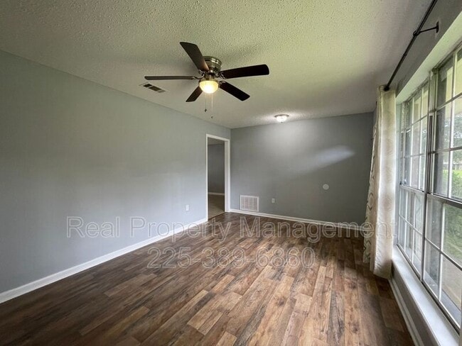 Photo - 15482 Patricia Dale Dr