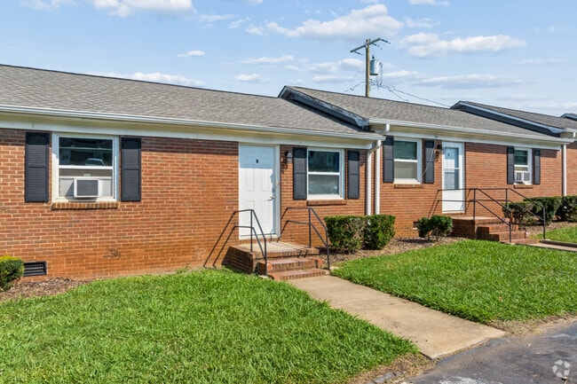 Photo - Southgate Apartments