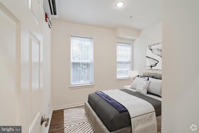 Building Photo - 407 S 42nd St Rental