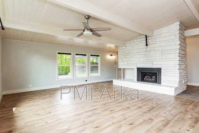 Photo - 33 243rd Pl SE