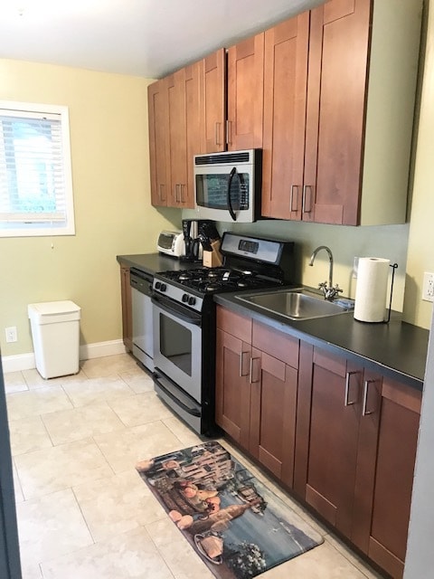 Building Photo - 453 Greenwood Ave NE Unit 3 Rental