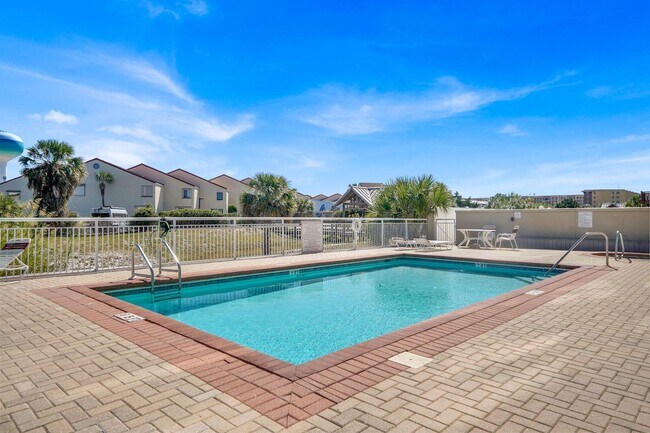 321 Bream Ave Unit 409