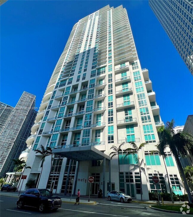 Building Photo - 300 S Biscayne Blvd Unit 2905 Rental