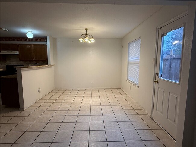 Photo - 5406 Bourgeois Rd