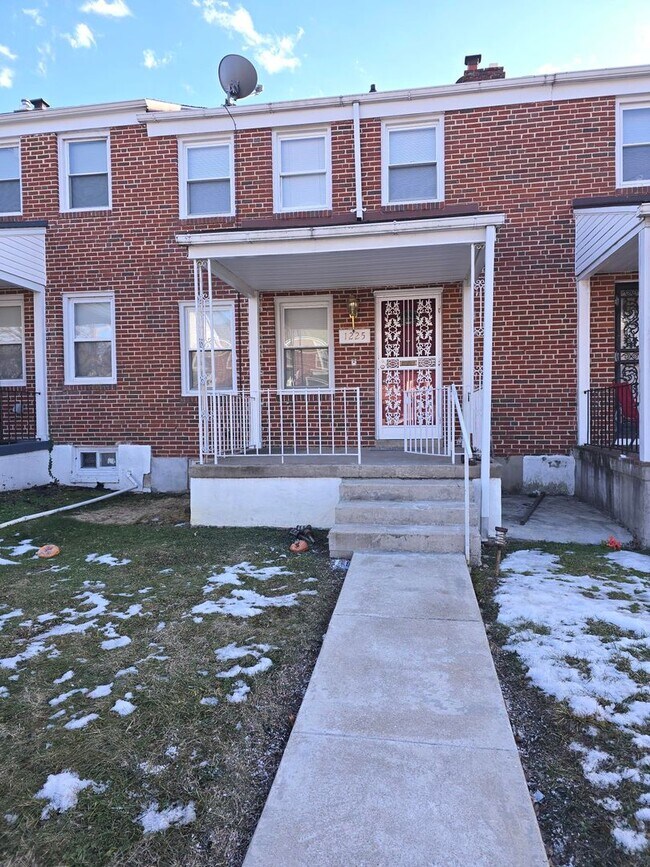 Beautiful 3 Bedroom 2 Bathroom Home - Beautiful 3 Bedroom 2 Bathroom Home