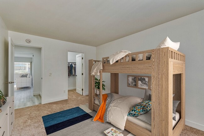 Torrey Pines Apartment Homes