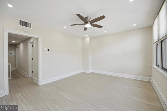 Photo - 2308 E Allegheny Ave Unit 2