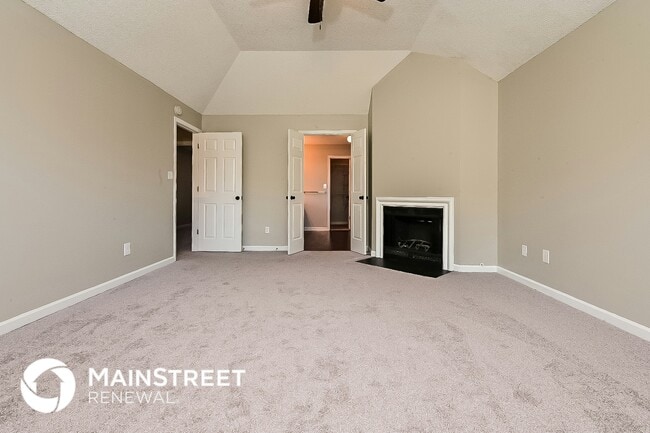 Photo - 220 Eagle Way