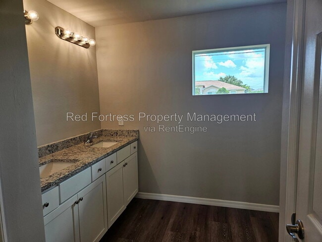 Photo - 2300 NW 9th Ave
