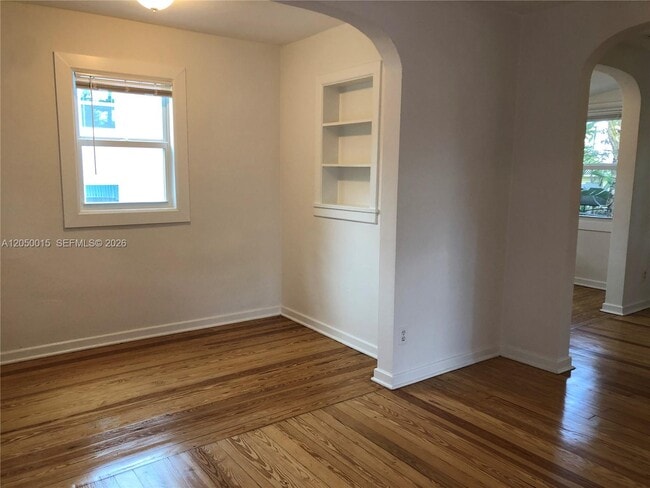 114 S M St Unit 5